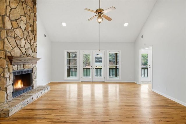215 White Antelope Street, Waleska, GA 30183
