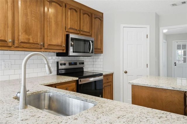 215 White Antelope Street, Waleska, GA 30183