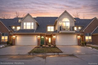 7852 Marie Drive 86, Shelby Charter Township, MI 48316
