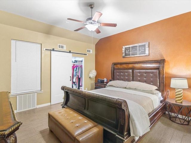 427 Heatherton Hill Drive, Rosenberg, TX 77469