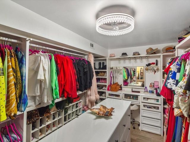 427 Heatherton Hill Drive, Rosenberg, TX 77469