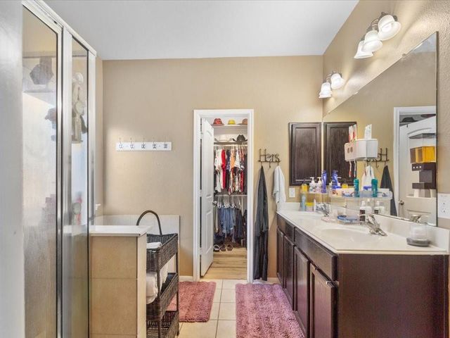 427 Heatherton Hill Drive, Rosenberg, TX 77469