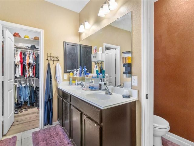 427 Heatherton Hill Drive, Rosenberg, TX 77469