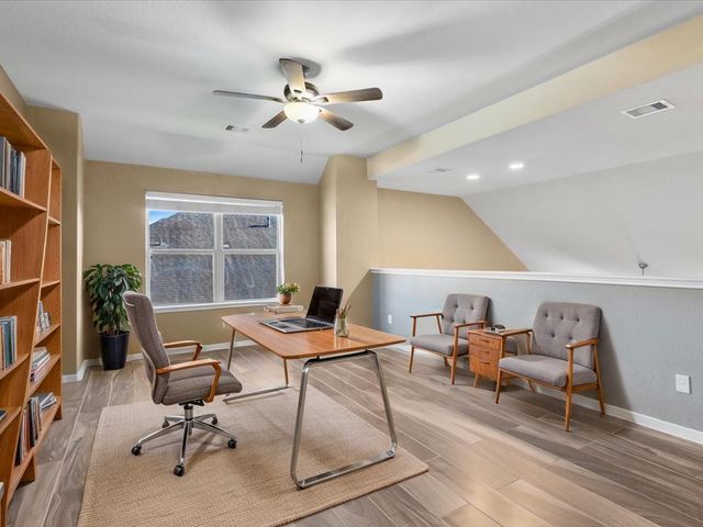 427 Heatherton Hill Drive, Rosenberg, TX 77469