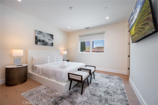 4906 Gaviota, Encino, CA 91436