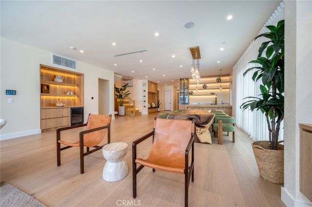 4906 Gaviota, Encino, CA 91436