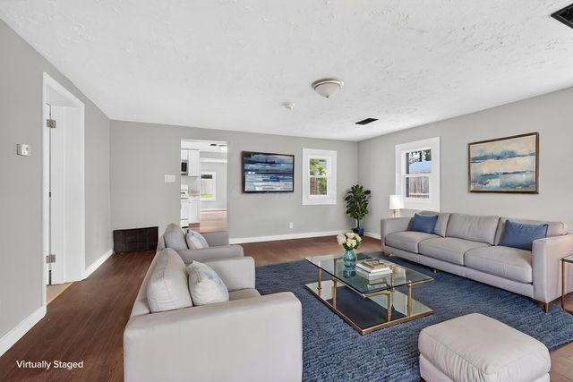 1678 Dewberry Road, Columbus, OH 43207