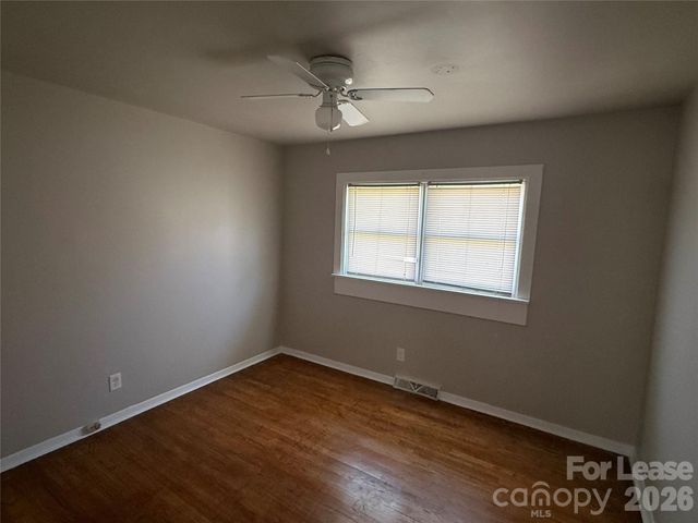 2544 Abelwood Road, Charlotte, NC 28216