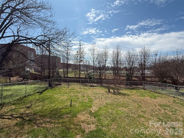 2544 Abelwood Road, Charlotte, NC 28216