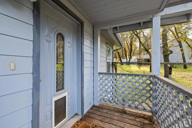 19307 Ferretti Road, Groveland, CA 95321