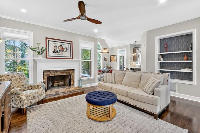 310 Creekside Drive, Alpharetta, GA 30022