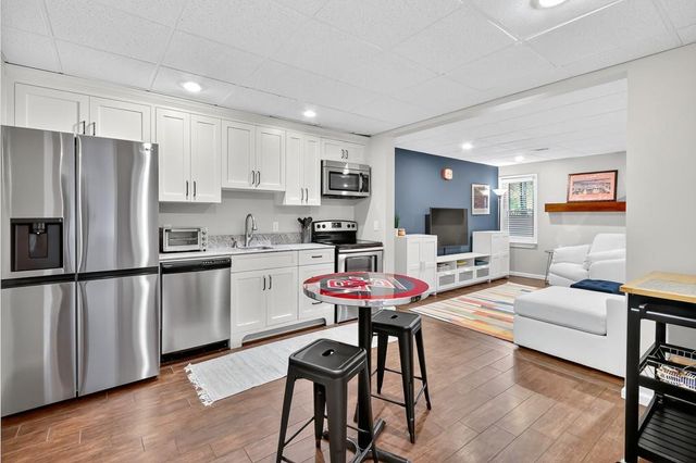 310 Creekside Drive, Alpharetta, GA 30022