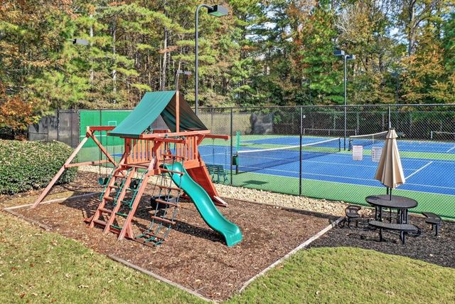 310 Creekside Drive, Alpharetta, GA 30022