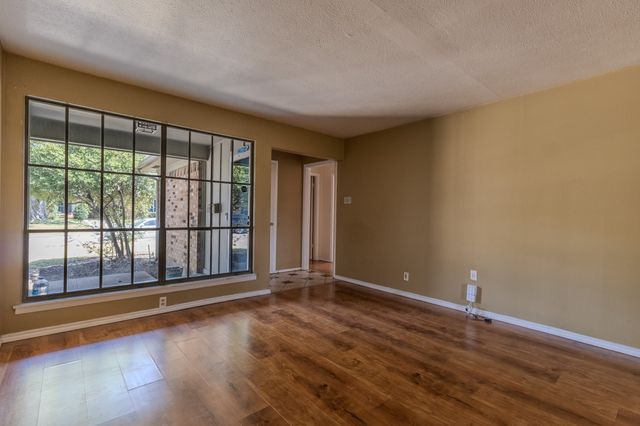 617 Parkview Lane, Richardson, TX 75080