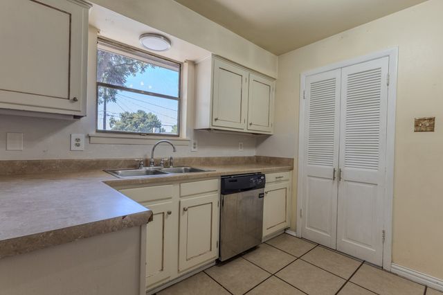 617 Parkview Lane, Richardson, TX 75080