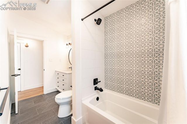 2502 Templeton Gap Road, Colorado Springs, CO 80907