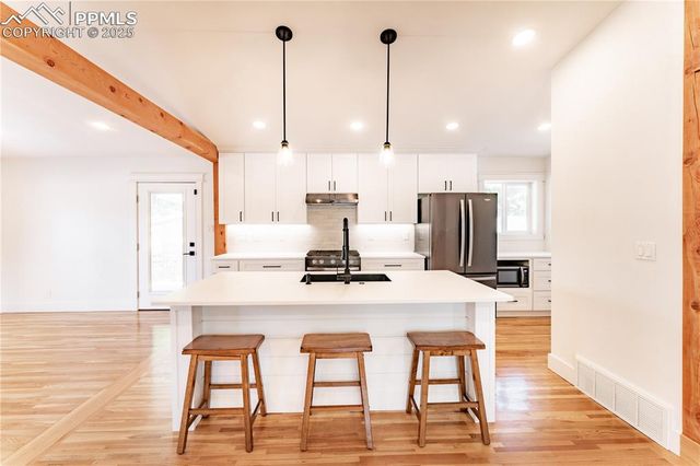 2502 Templeton Gap Road, Colorado Springs, CO 80907