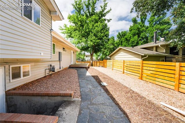 2502 Templeton Gap Road, Colorado Springs, CO 80907