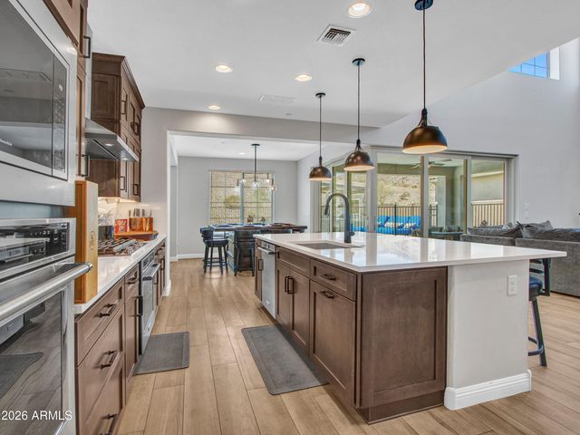 31768 N 138TH Lane, Peoria, AZ 85383