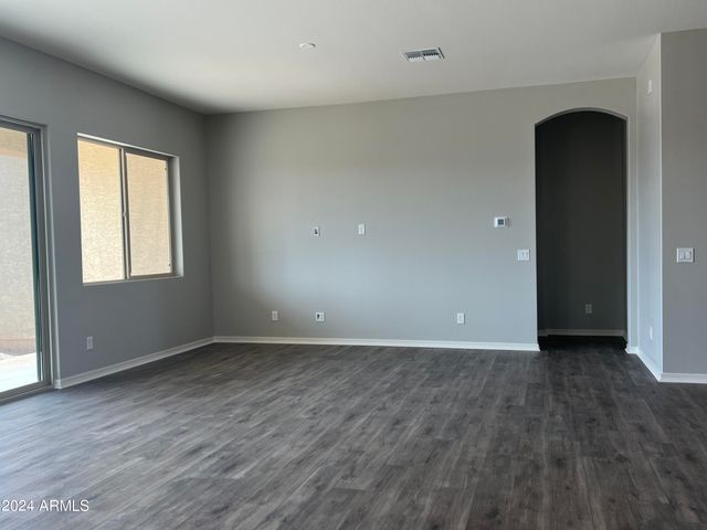 15911 W MONTANA DE ORO Drive, Surprise, AZ 85387