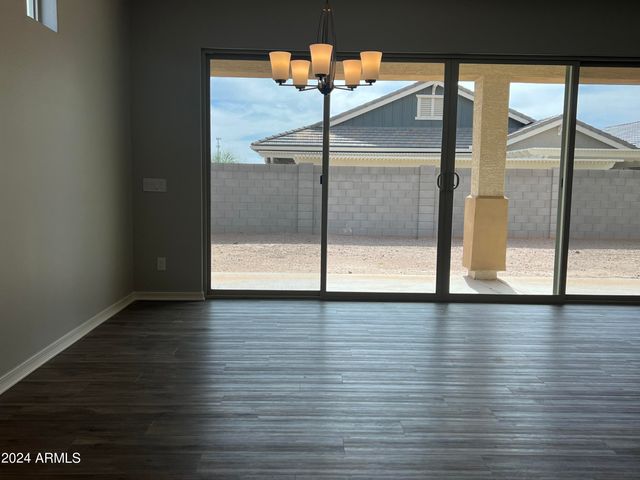 15911 W MONTANA DE ORO Drive, Surprise, AZ 85387