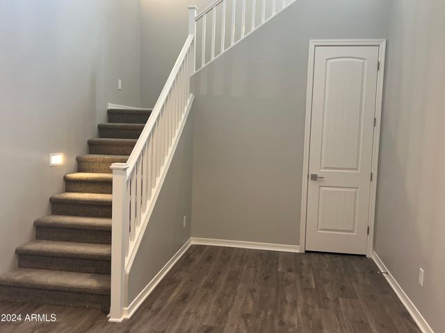 15911 W MONTANA DE ORO Drive, Surprise, AZ 85387