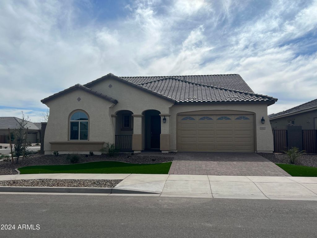 15911 W MONTANA DE ORO Drive, Surprise, AZ 85387 — photo 3