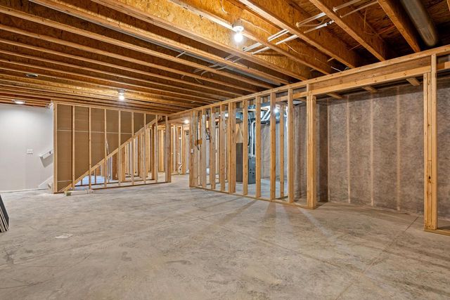 1050 Crockett DRIVE, Holmen, WI 54636