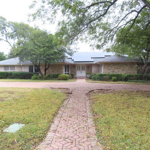 14214 Edgecrest Drive, Dallas, TX 75254