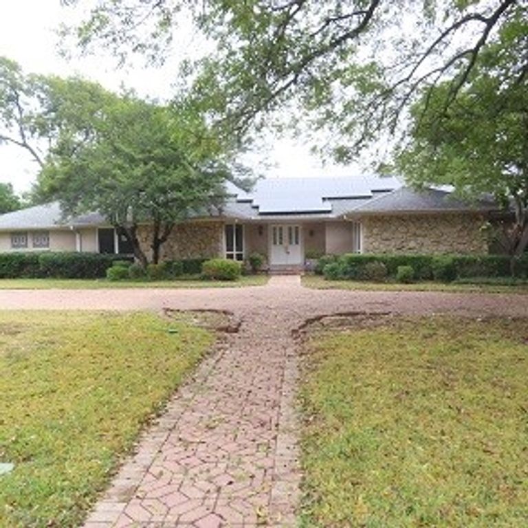 14214 Edgecrest Drive, Dallas, TX 75254
