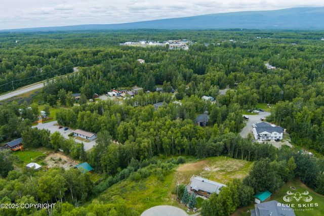 581 N Robin Circle, Wasilla, AK 99654