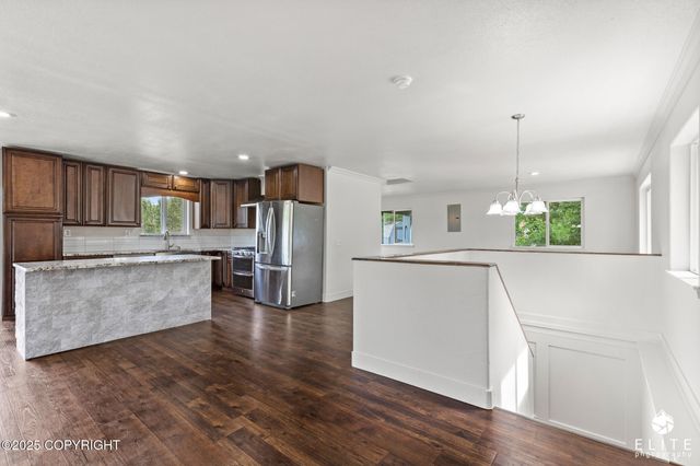 581 N Robin Circle, Wasilla, AK 99654