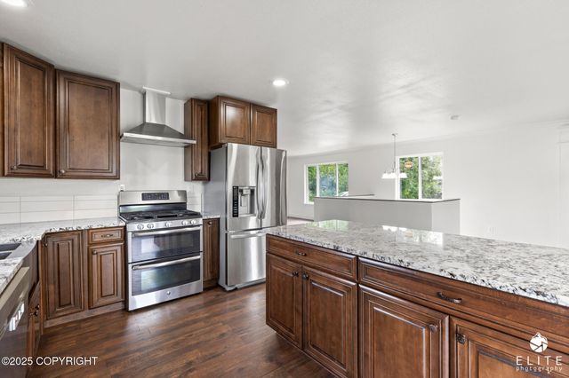 581 N Robin Circle, Wasilla, AK 99654