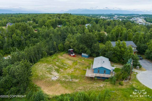 581 N Robin Circle, Wasilla, AK 99654