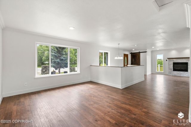 581 N Robin Circle, Wasilla, AK 99654
