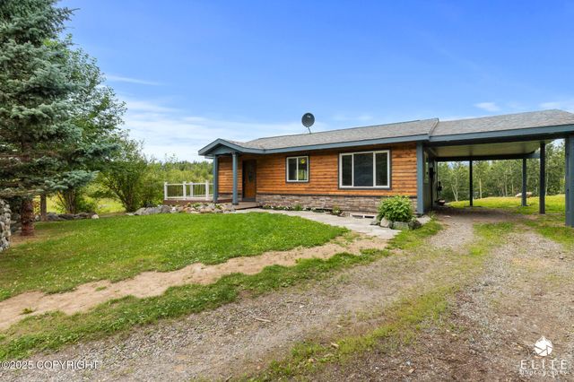 581 N Robin Circle, Wasilla, AK 99654