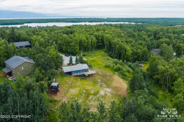 581 N Robin Circle, Wasilla, AK 99654
