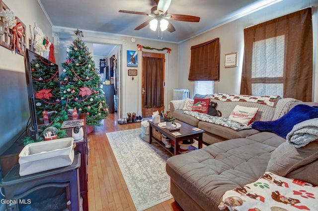 21 Willow Street, Gloversville, NY 12078