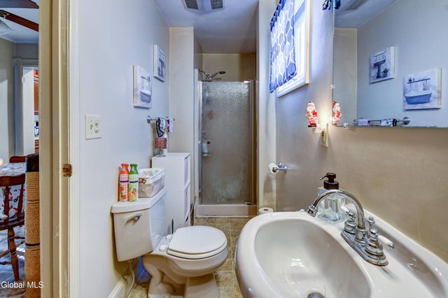 21 Willow Street, Gloversville, NY 12078