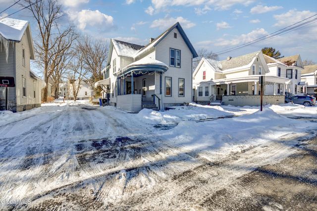 21 Willow Street, Gloversville, NY 12078