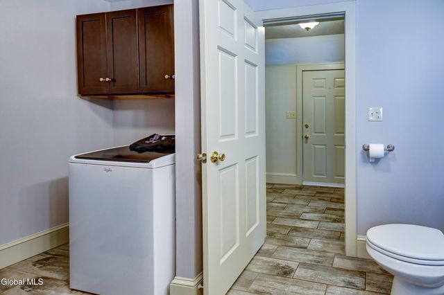 21 Willow Street, Gloversville, NY 12078