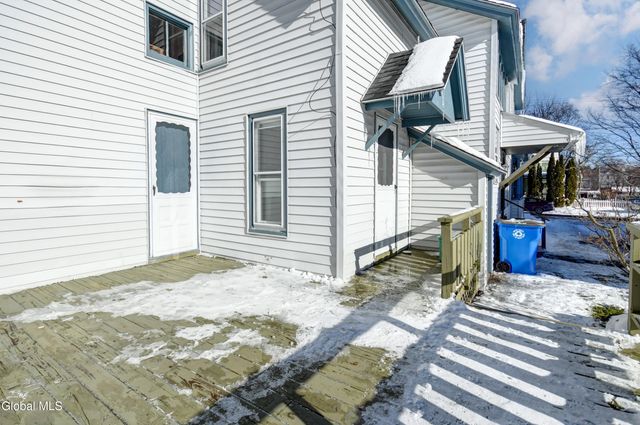 21 Willow Street, Gloversville, NY 12078