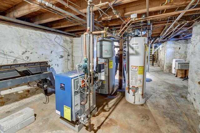 21 Willow Street, Gloversville, NY 12078