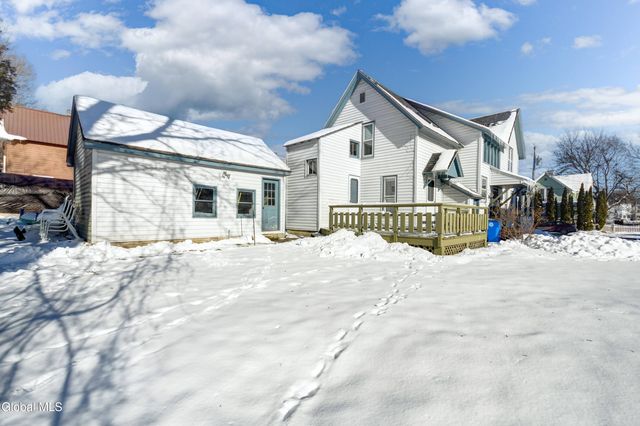 21 Willow Street, Gloversville, NY 12078