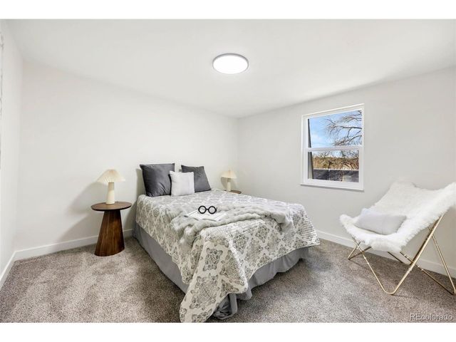 5819 S Pearl St, Centennial, CO 80121