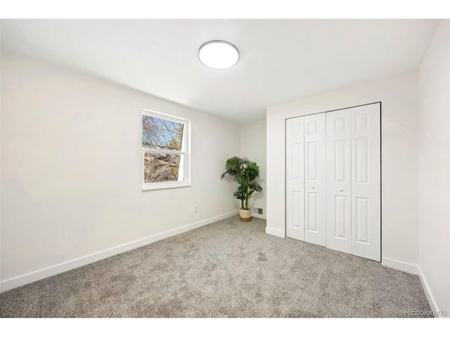 5819 S Pearl St, Centennial, CO 80121