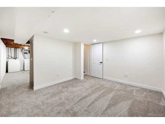 5819 S Pearl St, Centennial, CO 80121