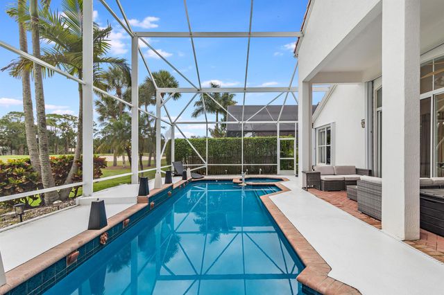 8270 Spyglass Drive, West Palm Beach, FL 33412