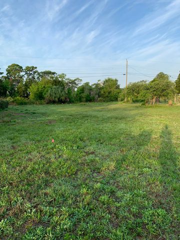 8065 126th Street, Sebastian, FL 32958