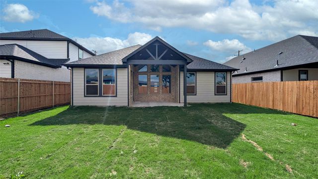 2337 SE 4th Street, Grand Prairie, TX 75051